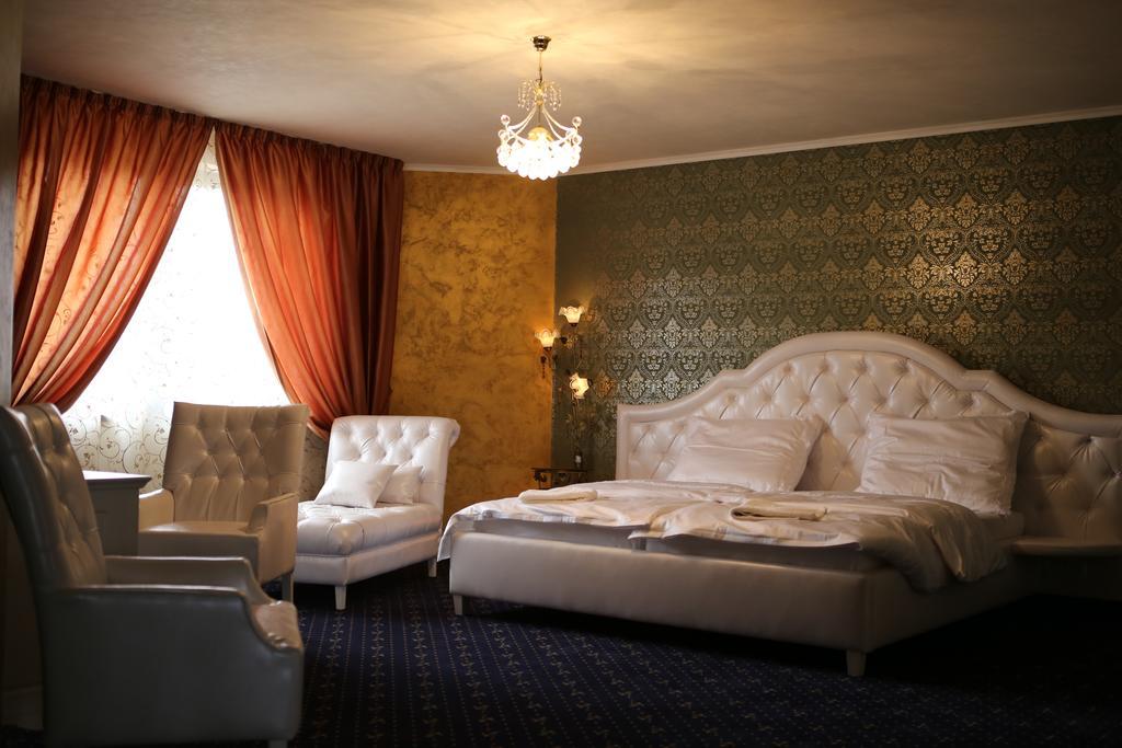 ברטיסלאבה Hotel Kotva מראה חיצוני תמונה