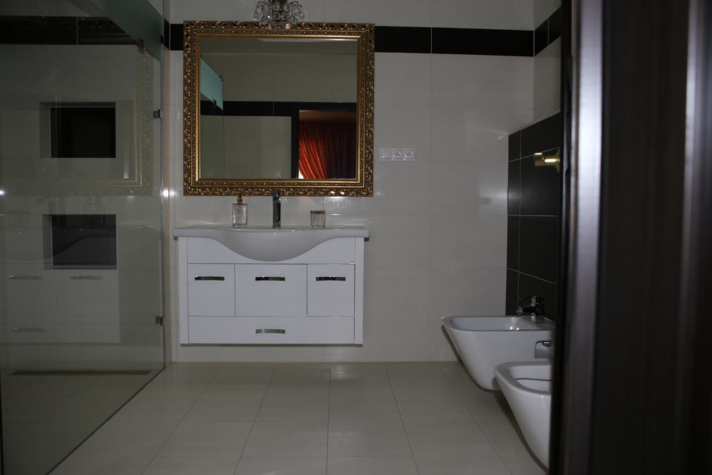 ברטיסלאבה Hotel Kotva מראה חיצוני תמונה