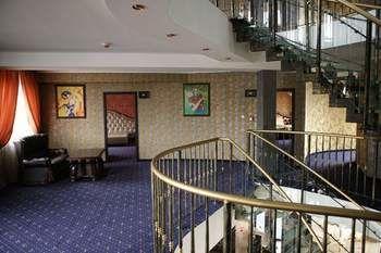 ברטיסלאבה Hotel Kotva מראה חיצוני תמונה