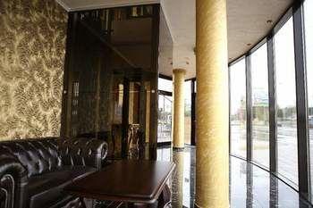 ברטיסלאבה Hotel Kotva מראה חיצוני תמונה