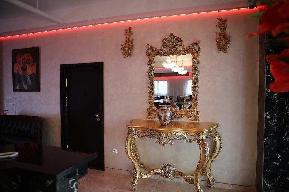 ברטיסלאבה Hotel Kotva מראה חיצוני תמונה