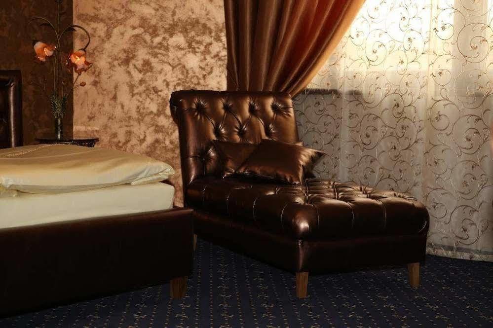 ברטיסלאבה Hotel Kotva מראה חיצוני תמונה